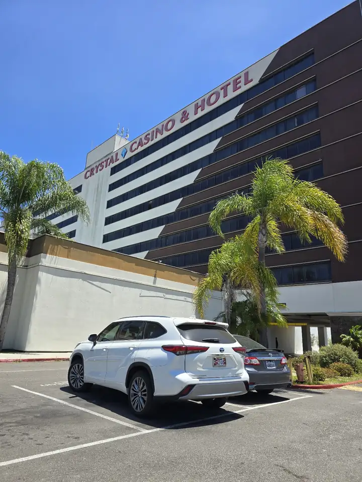 Crystal Casino