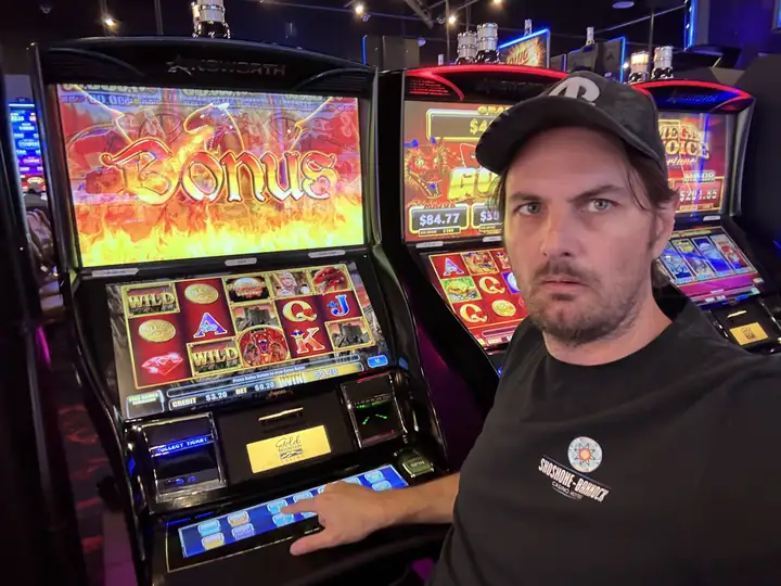 Gold Mountain Casino