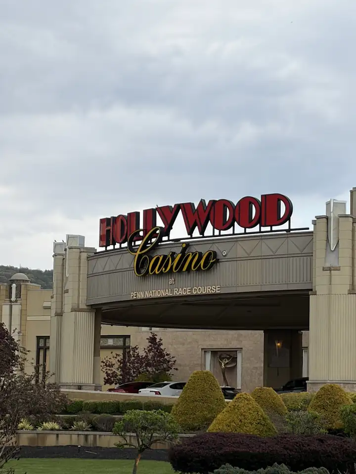 Hollywood Casino at Penn National Race Course