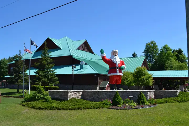 Kewadin Casino Christmas